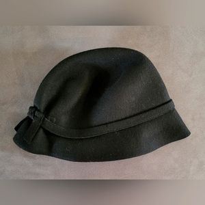 Banana Republic Women's 100% Wool Black Bucket Hat